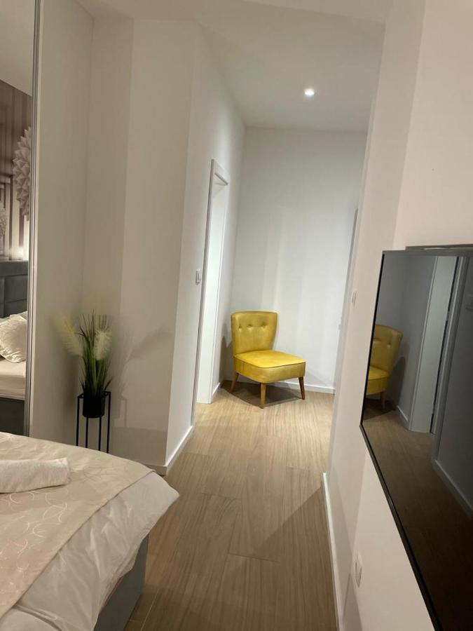 Holiday Apartments & Rooms Spalato Esterno foto