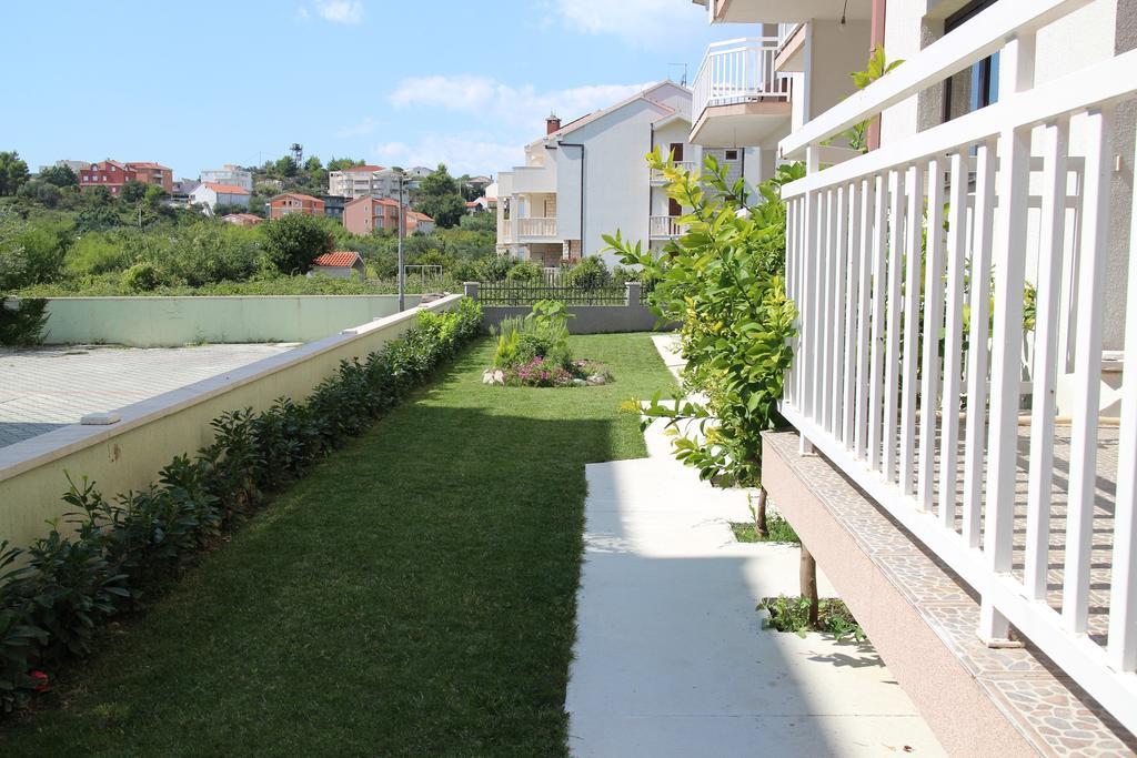 Holiday Apartments & Rooms Spalato Esterno foto